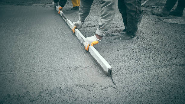 Best Concrete Sidewalk Installation in Ennis, TX